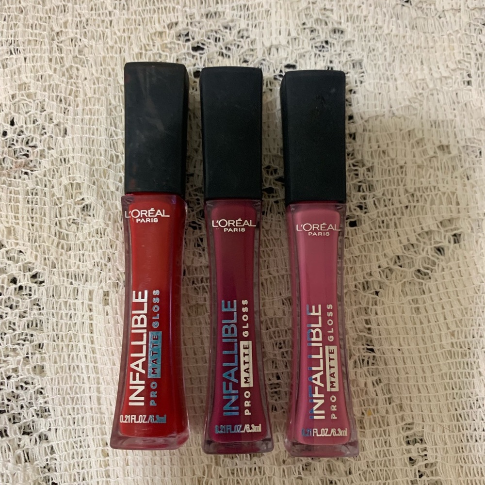 3 L’Oreal Infallible Pro Matte Gloss
